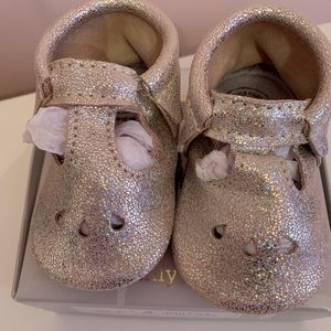 Freshly Picked Rose Quartz Mini Sole MJ Mocc